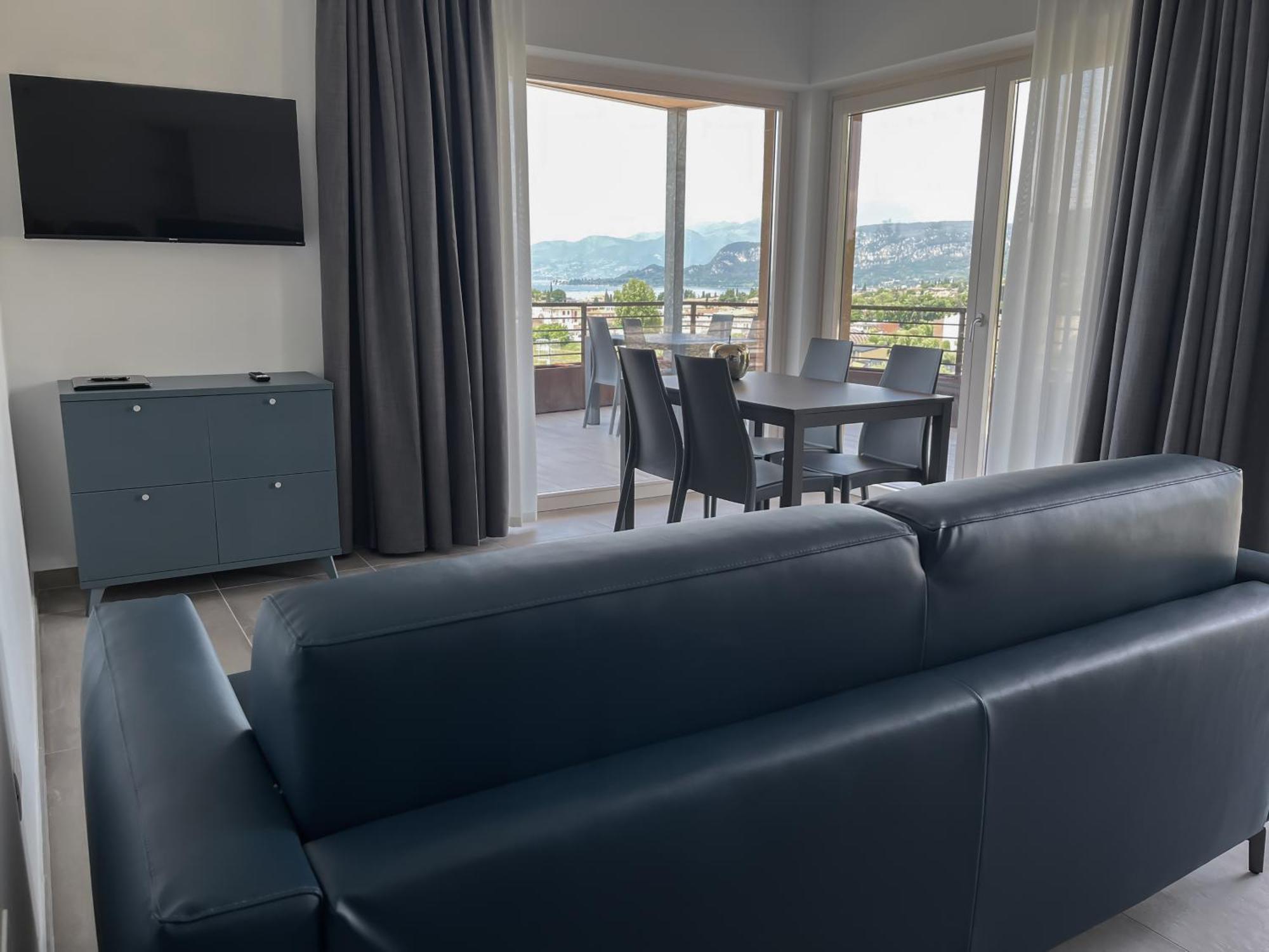 Apartments Monsurei, Lake View Бардолино Экстерьер фото