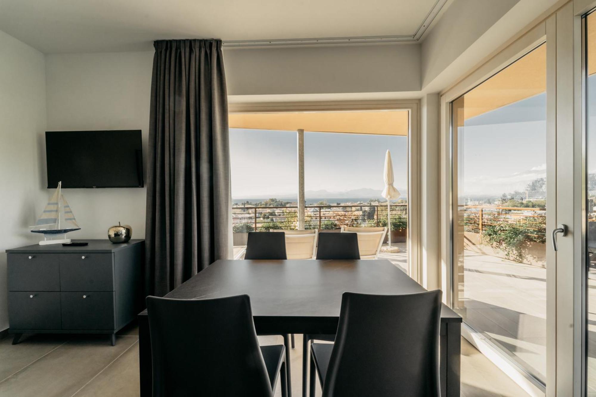Apartments Monsurei, Lake View Бардолино Экстерьер фото