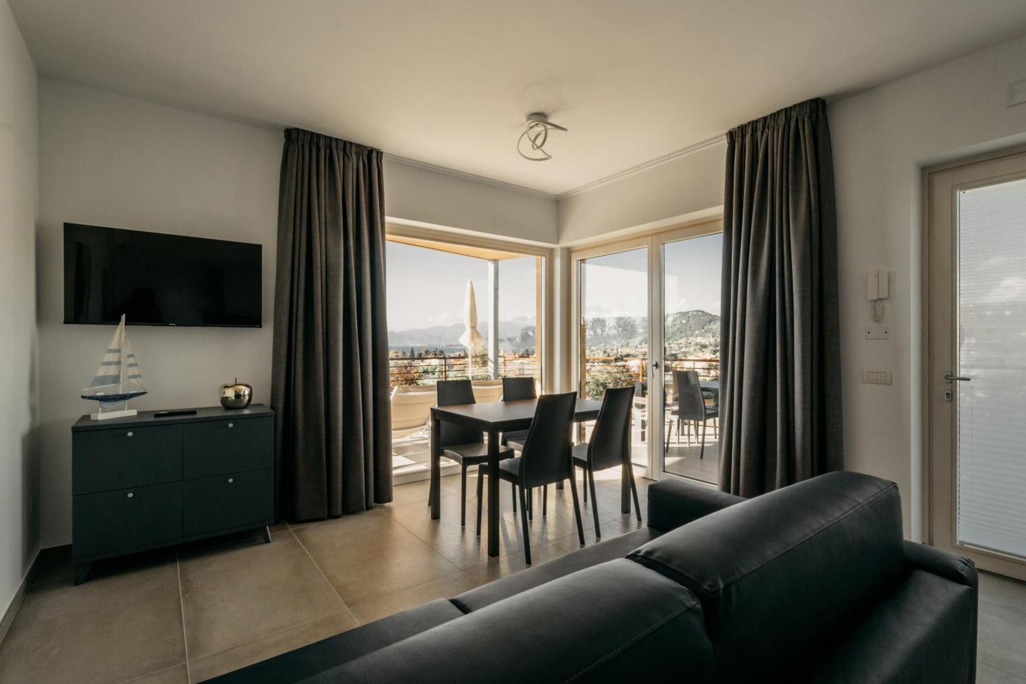 Apartments Monsurei, Lake View Бардолино Экстерьер фото