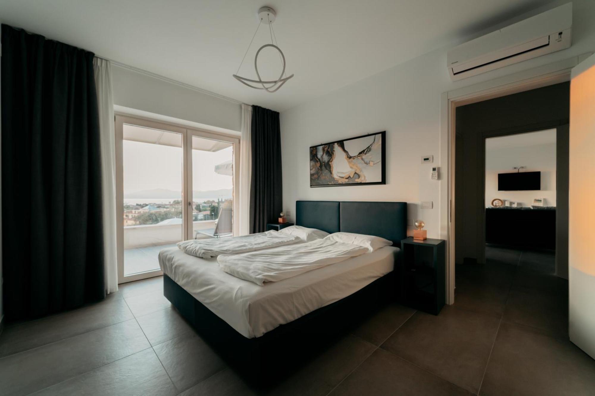 Apartments Monsurei, Lake View Бардолино Экстерьер фото